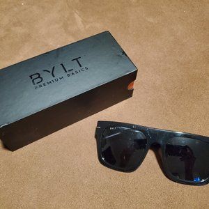 BYLT Premium Basics Sunglasses - The Mission - Unisex - Black & Gold